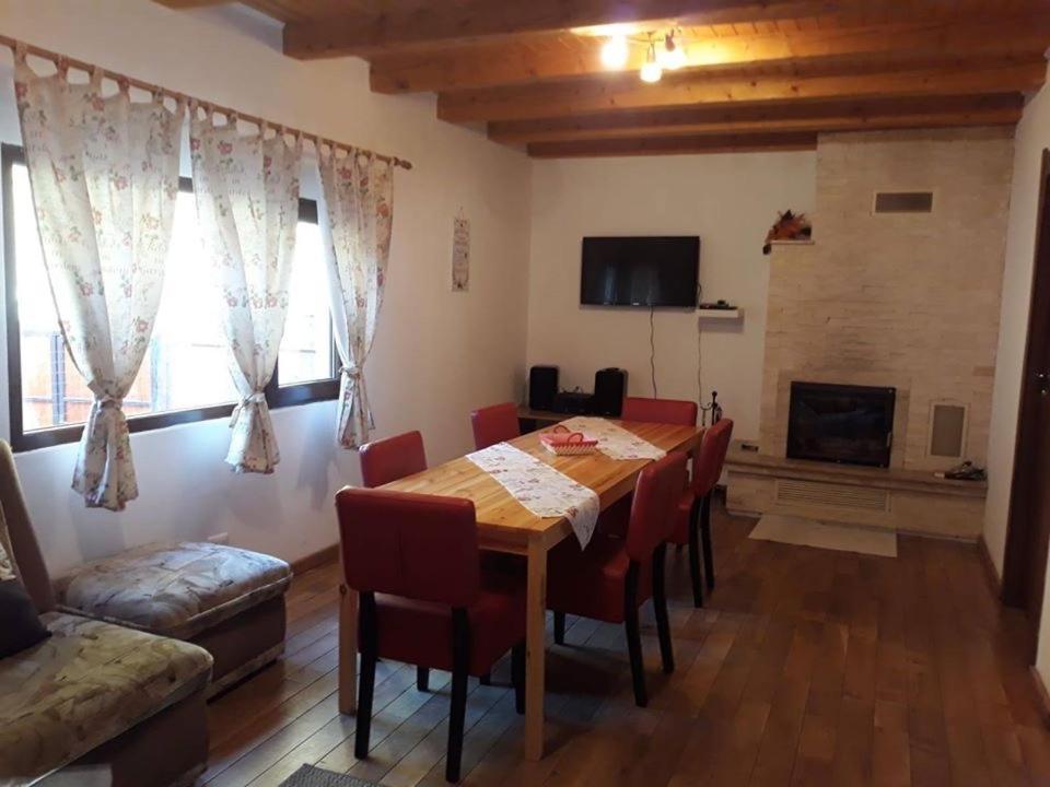Vila Casuta Din Poiana Rau Sadului Exteriér fotografie